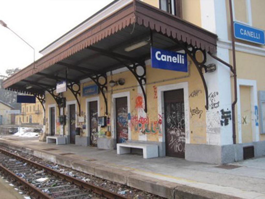 Stazione ferroviaria di Canelli