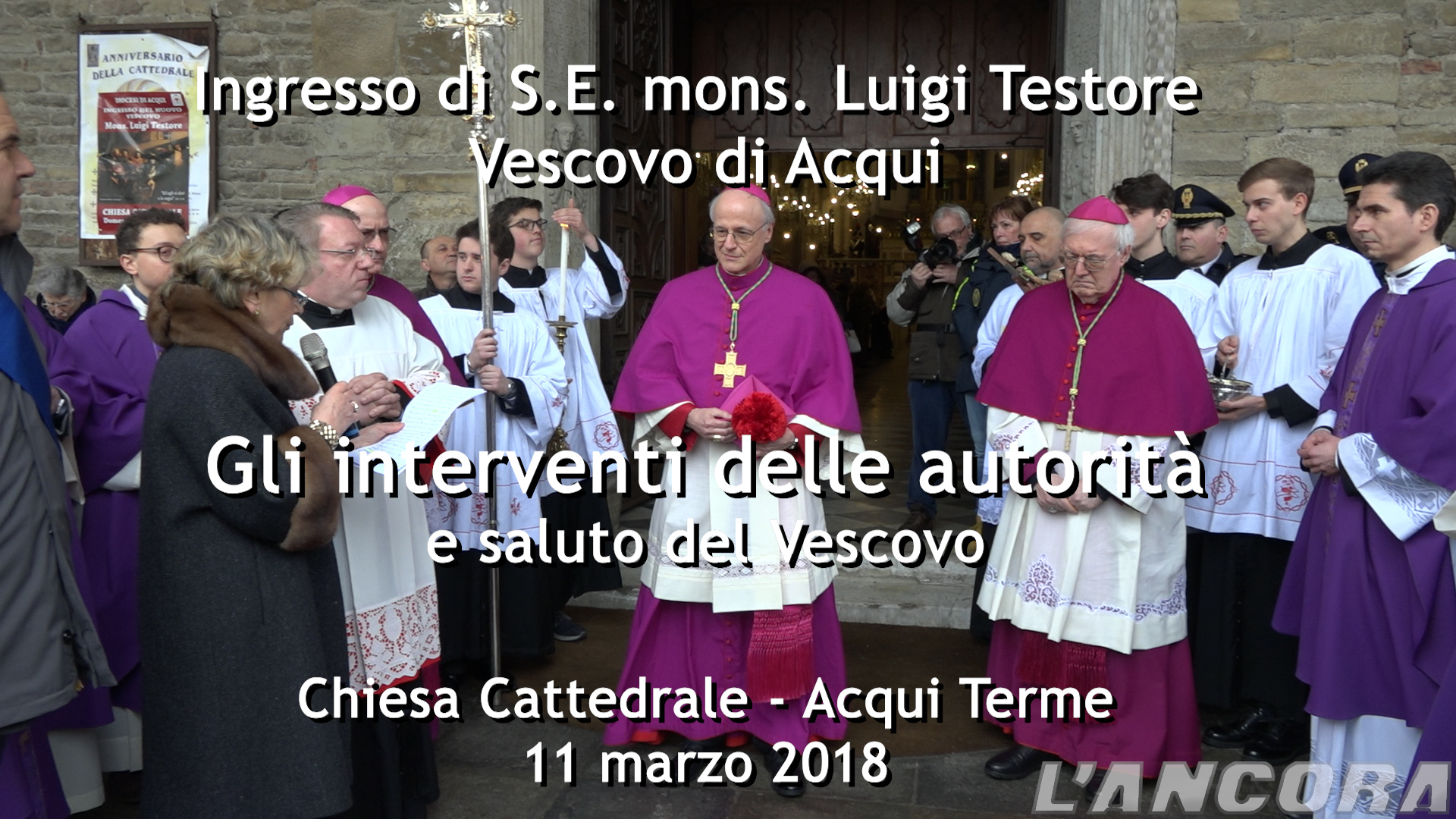 Discorso autorità e saluti del Vescovo Mons. Luigi Testore all'ingresso del Duomo