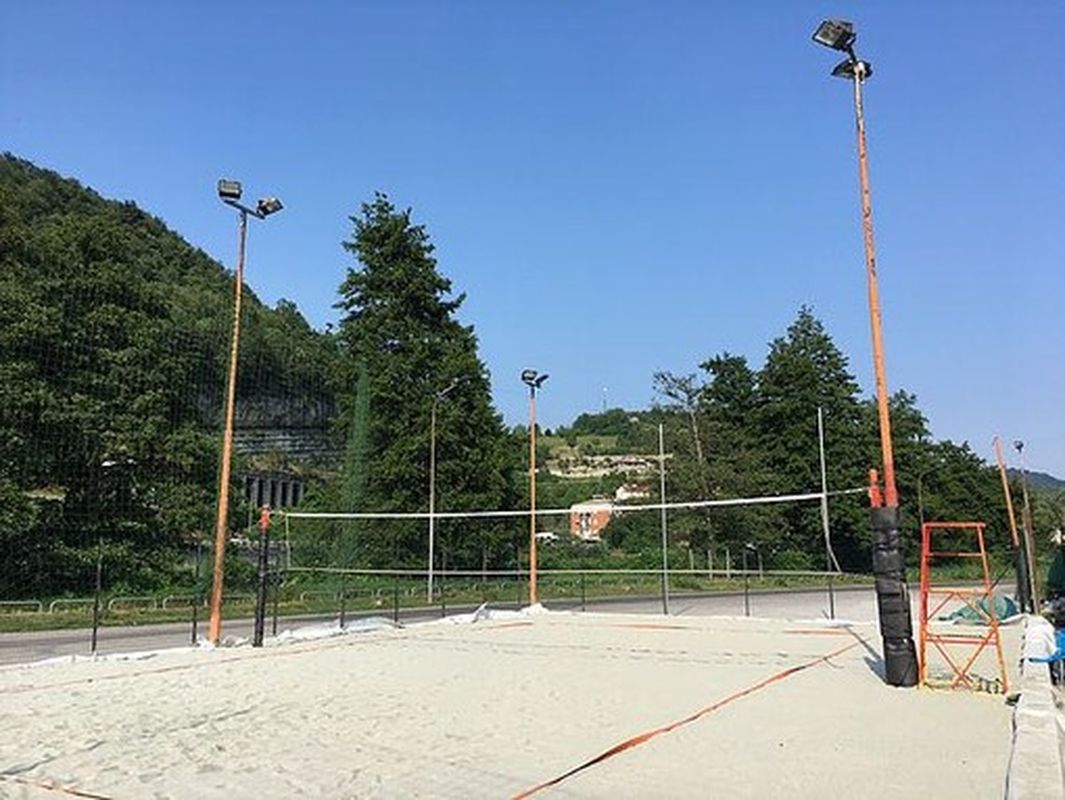 Cengio: di nuovo agibile il campo di beach volley